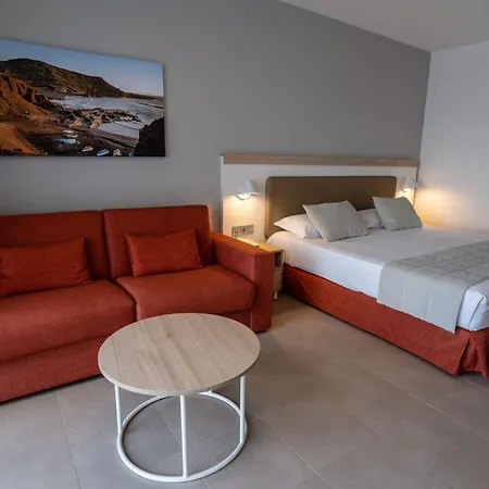 Hotel Lanzarote Village