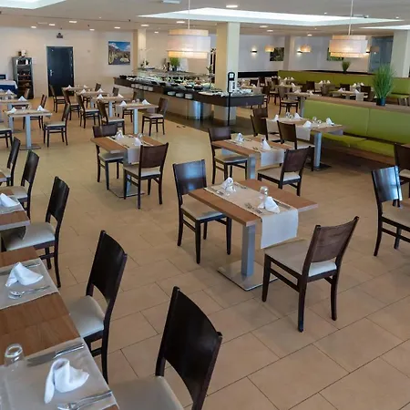 Lanzarote Village 4*