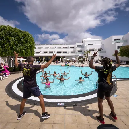 فندق لانثاروتيه فيليدج بويرتو ذيل كارمين