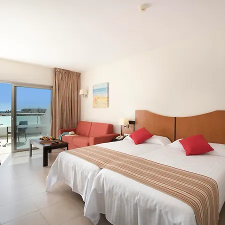 Lanzarote Village Hotel 4*