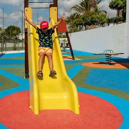 Hotel Lanzarote Village 4*