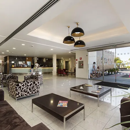 فندق لانثاروتيه فيليدج 4*