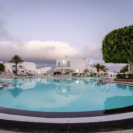 فندق لانثاروتيه فيليدج 4*