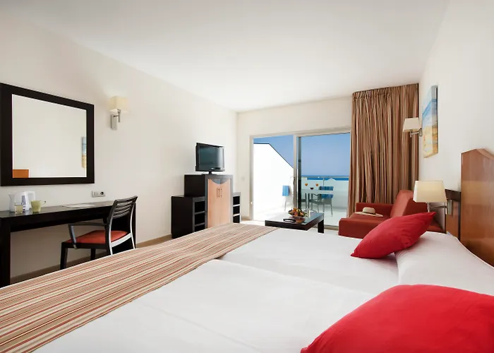 Lanzarote Village Hotell 4*