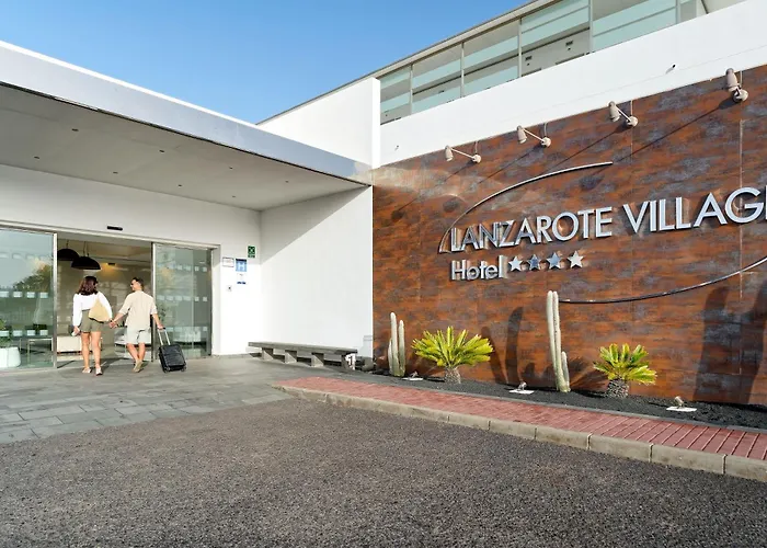 لانثاروتيه فيليدج