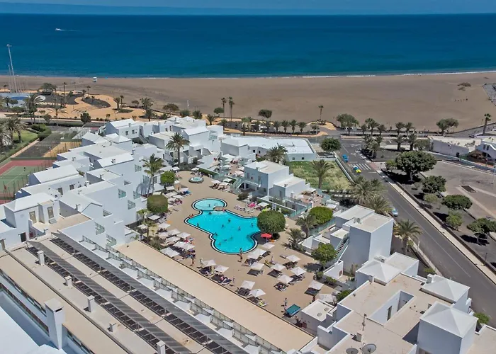 لانثاروتيه فيليدج 4* بويرتو ذيل كارمين