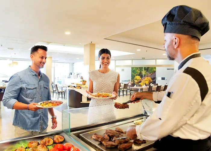 فندق لانثاروتيه فيليدج